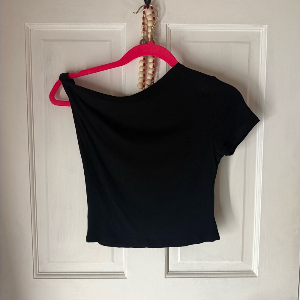 Princess Polly half shoulder tee